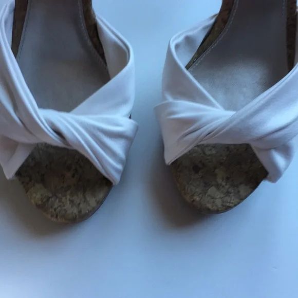 White heel cork sandals - Picture 2 of 3